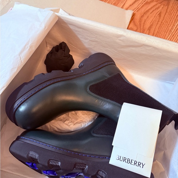 Burberry Creeper Leather Chelsea Boots. 39.5EU - Picture 10 of 10